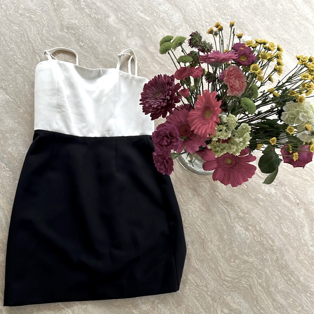 Black and white Milly mini cady pencil dress